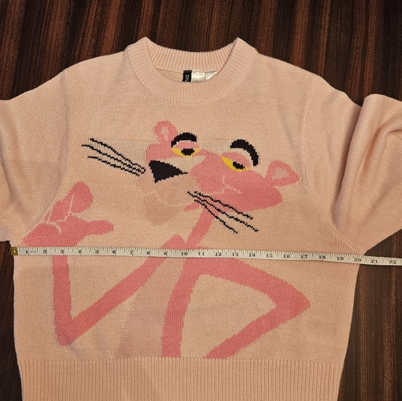 Divided by H&M Pink Panther Pink Cropped Crew Neck Long Sleeve Sweater M - Picture 6 of 10